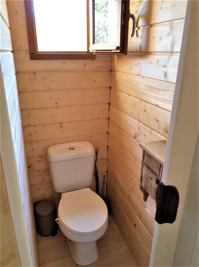 Cabane Dans Les Arbres "La Kaz Aux Cigales" Cuers Ngoại thất bức ảnh